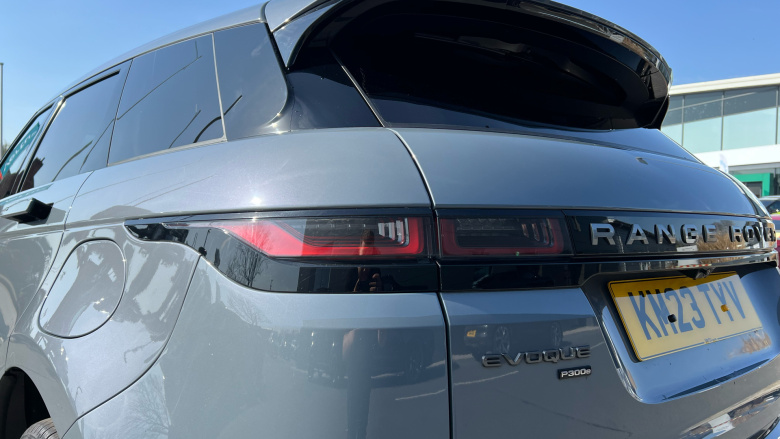 Land Rover Range Rover Evoque 1.5 P300e R-Dynamic HSE 5dr Auto Hatchback